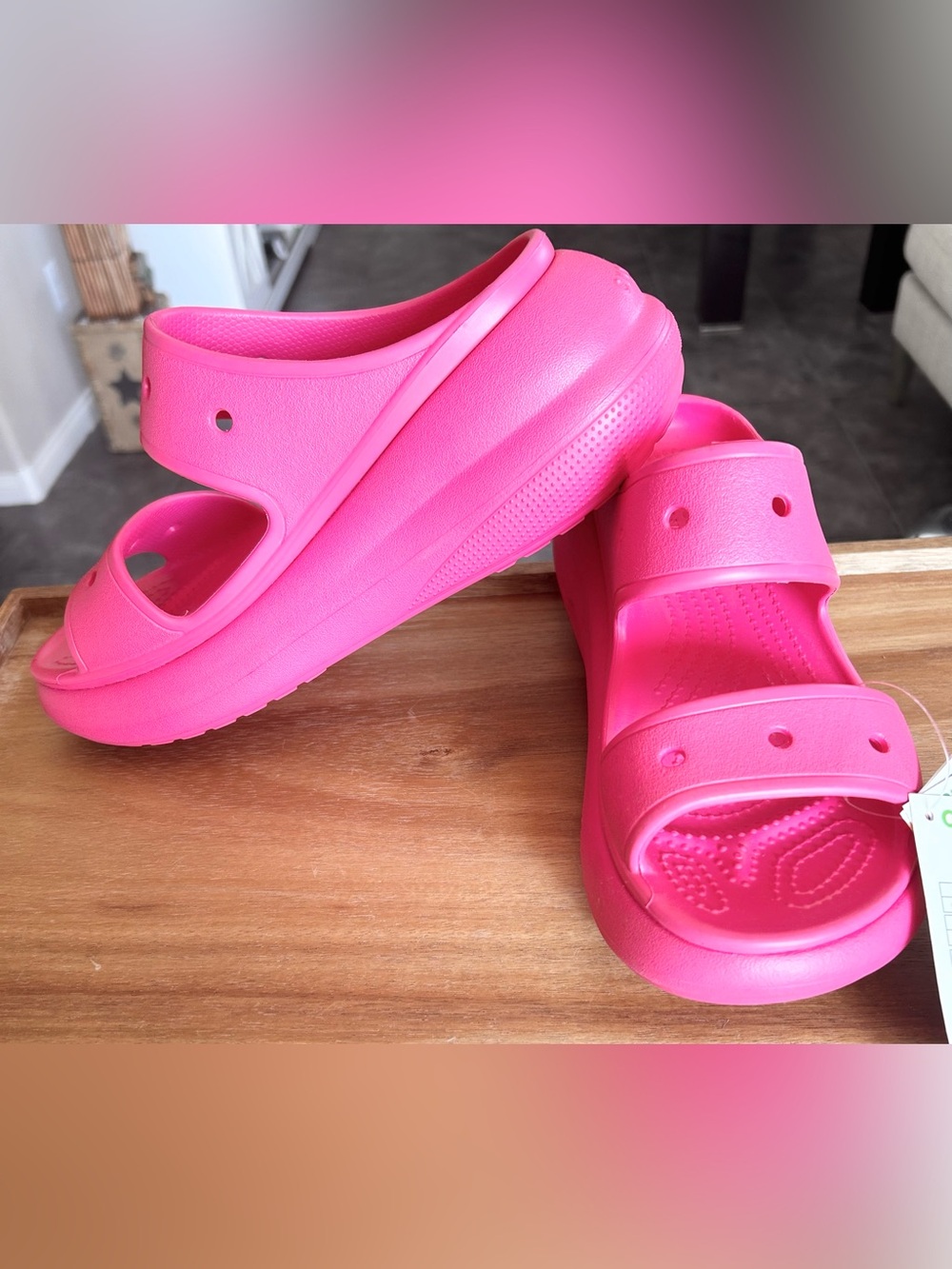 Crocs Classic Crush Sandal Pink Platform Slip On Size 7 Brand New W/Tags